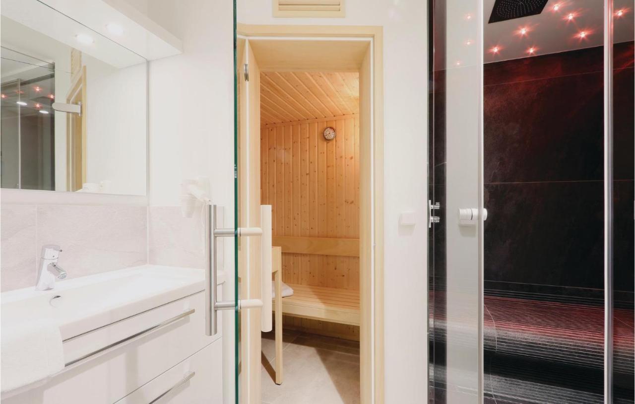 Cozy Apartment In Luebeck Travemuende With Sauna Luaran gambar